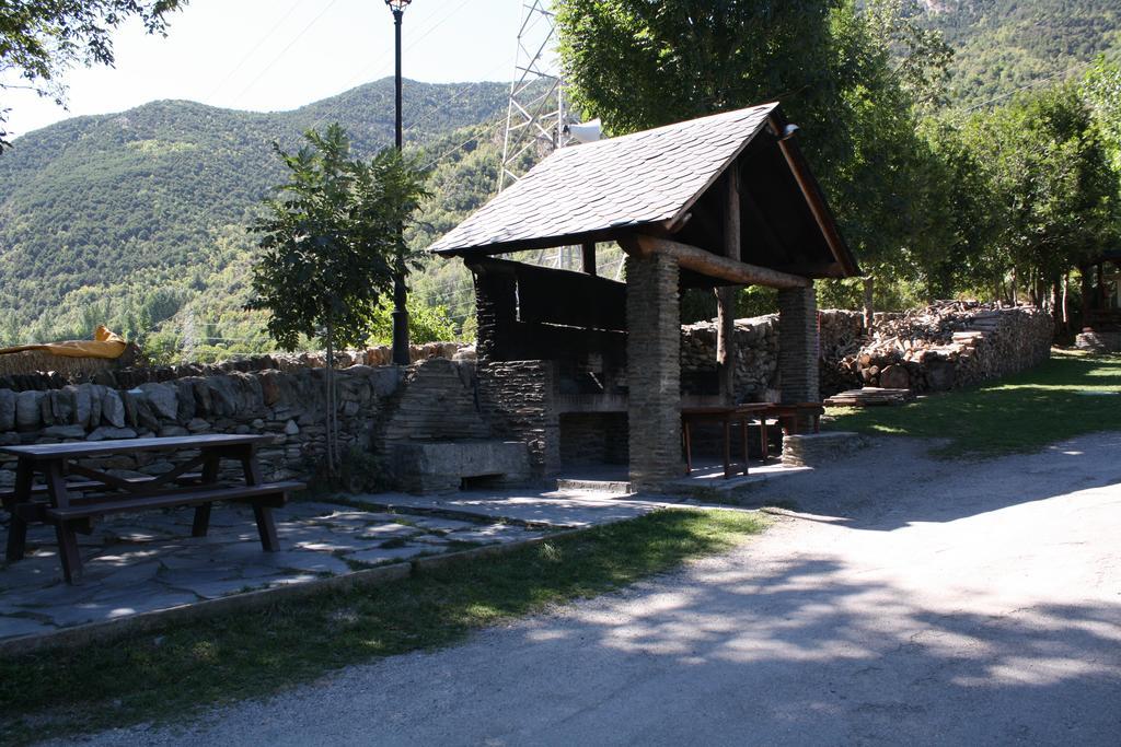 Bungalows Nou Camping La Guingueta D'Aneu 외부 사진