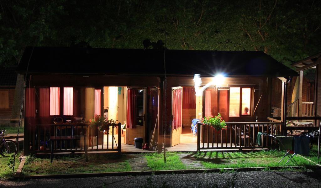 Bungalows Nou Camping La Guingueta D'Aneu 외부 사진
