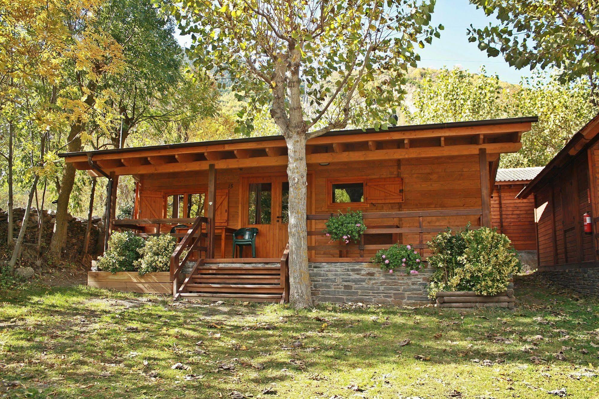 Bungalows Nou Camping La Guingueta D'Aneu 외부 사진